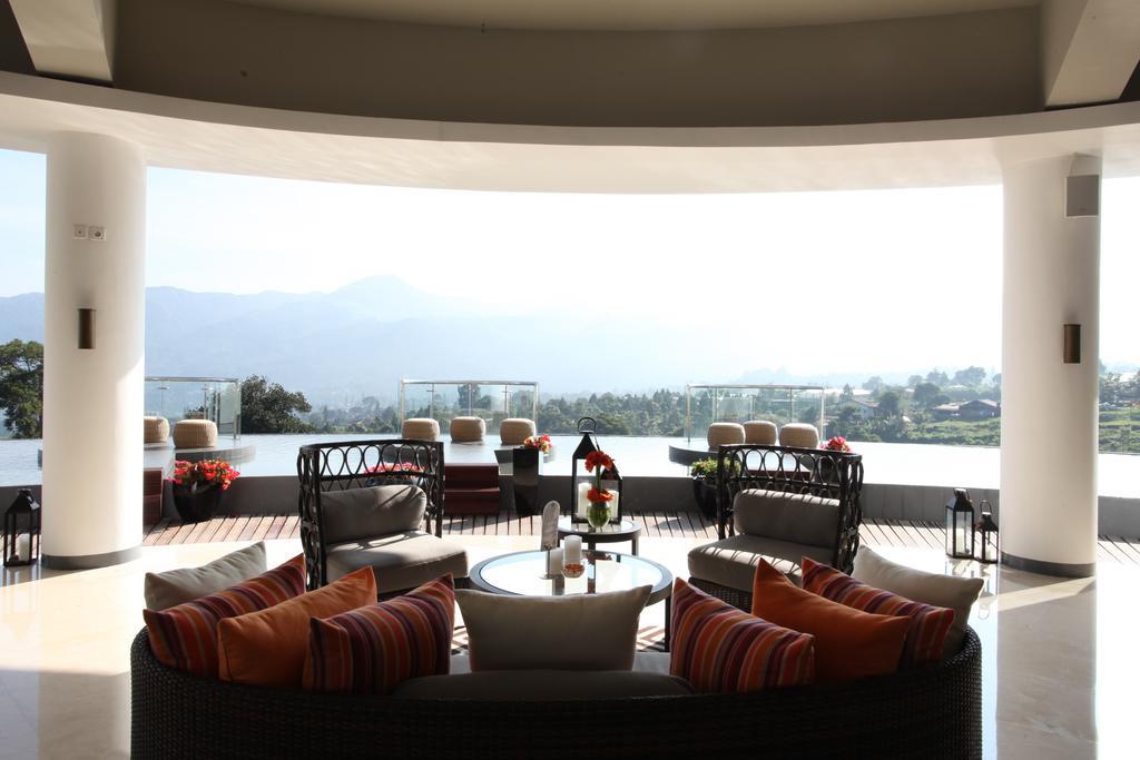 Pesona Alam Resort & Spa Puncak Exterior photo